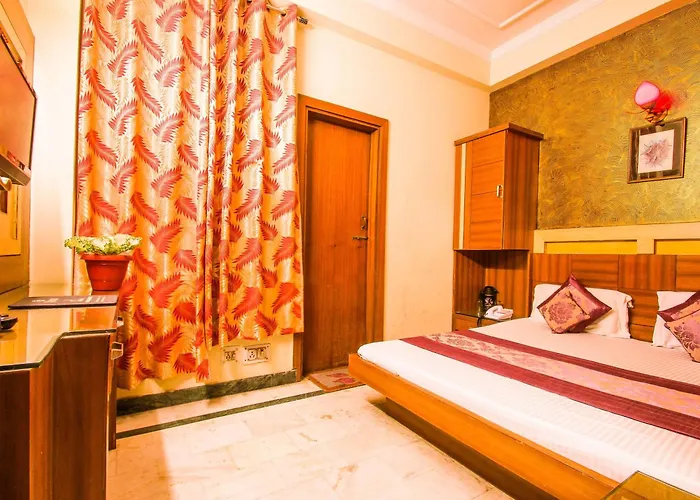 Budget King Room